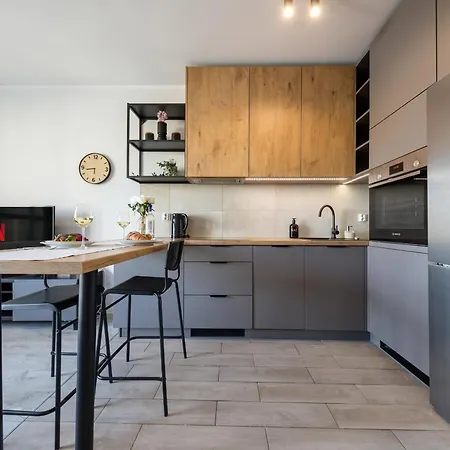 Chic - Center - Cozy One Bedroom - Opolska Apartmán *