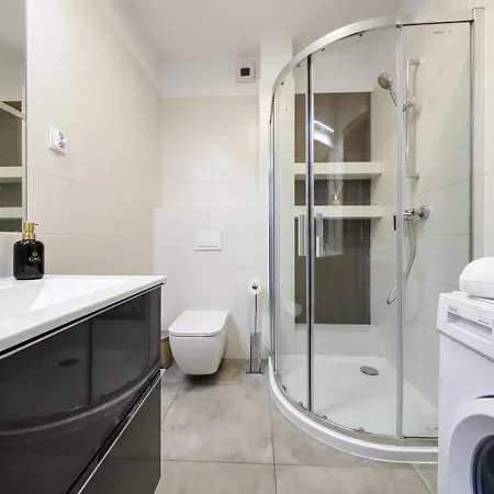 Chic - Center - Cozy One Bedroom - Opolska Apartmán